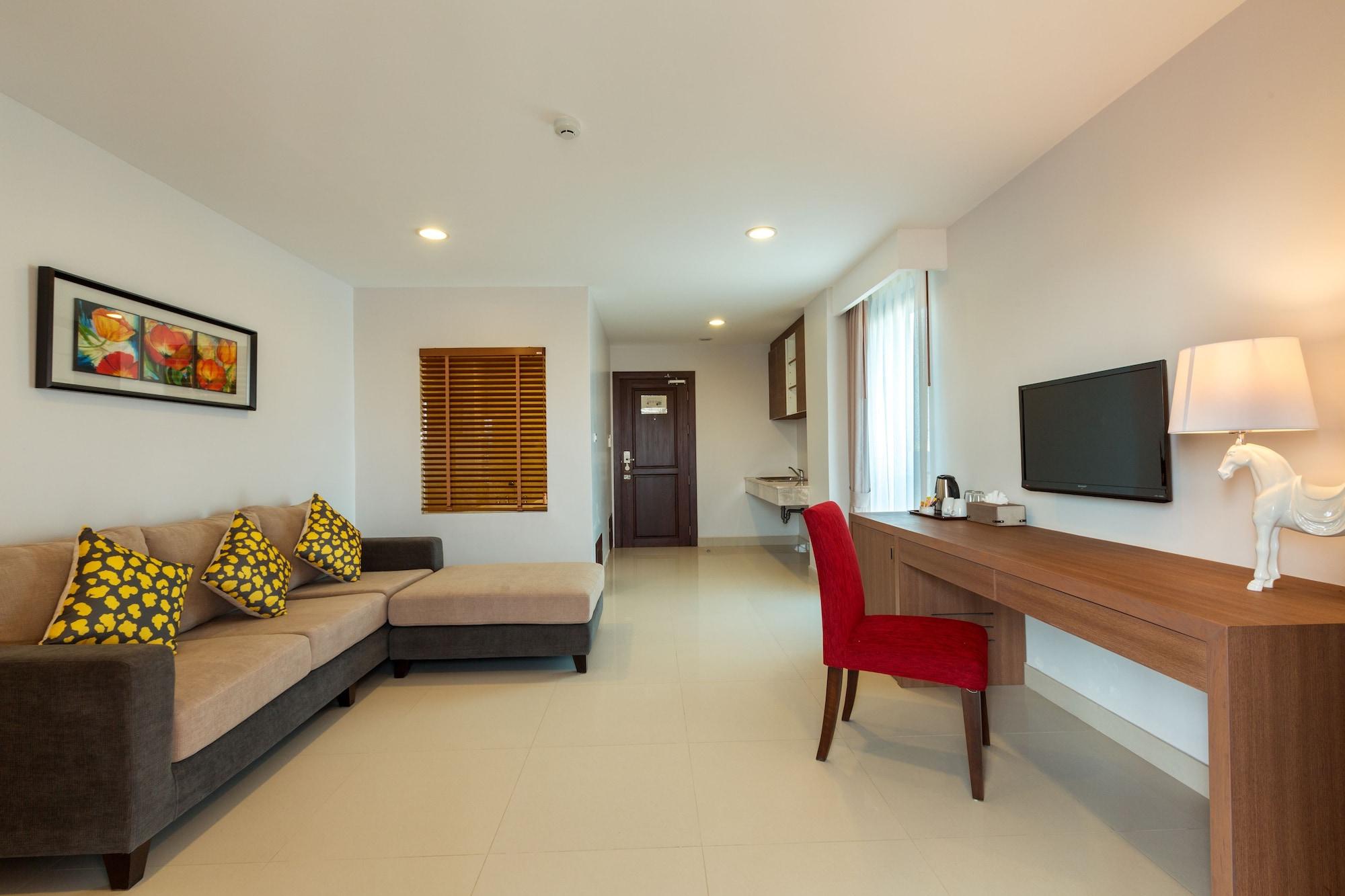 Riche Hua Hin Hotel - Sha Plus Exteriör bild