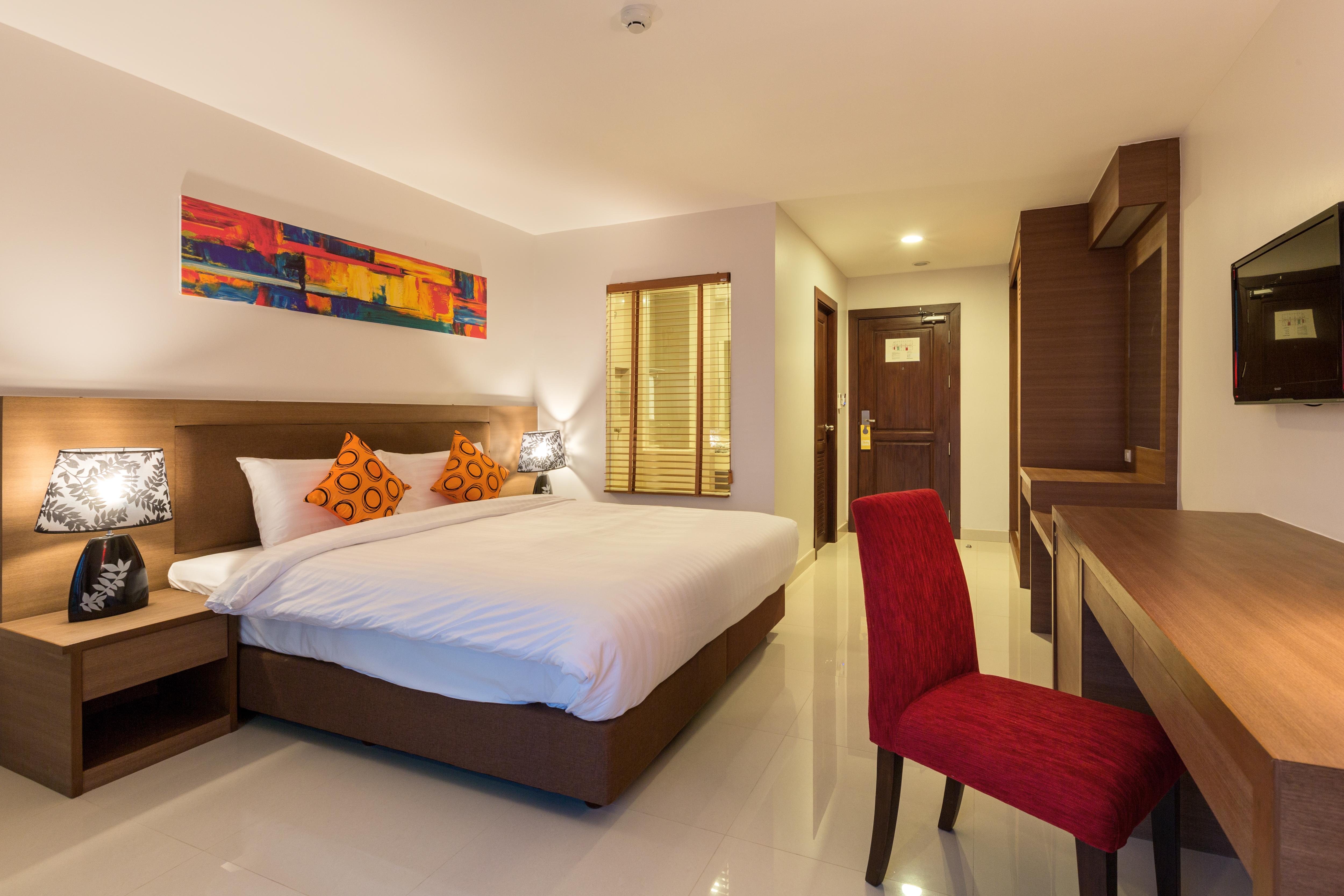 Riche Hua Hin Hotel - Sha Plus Exteriör bild