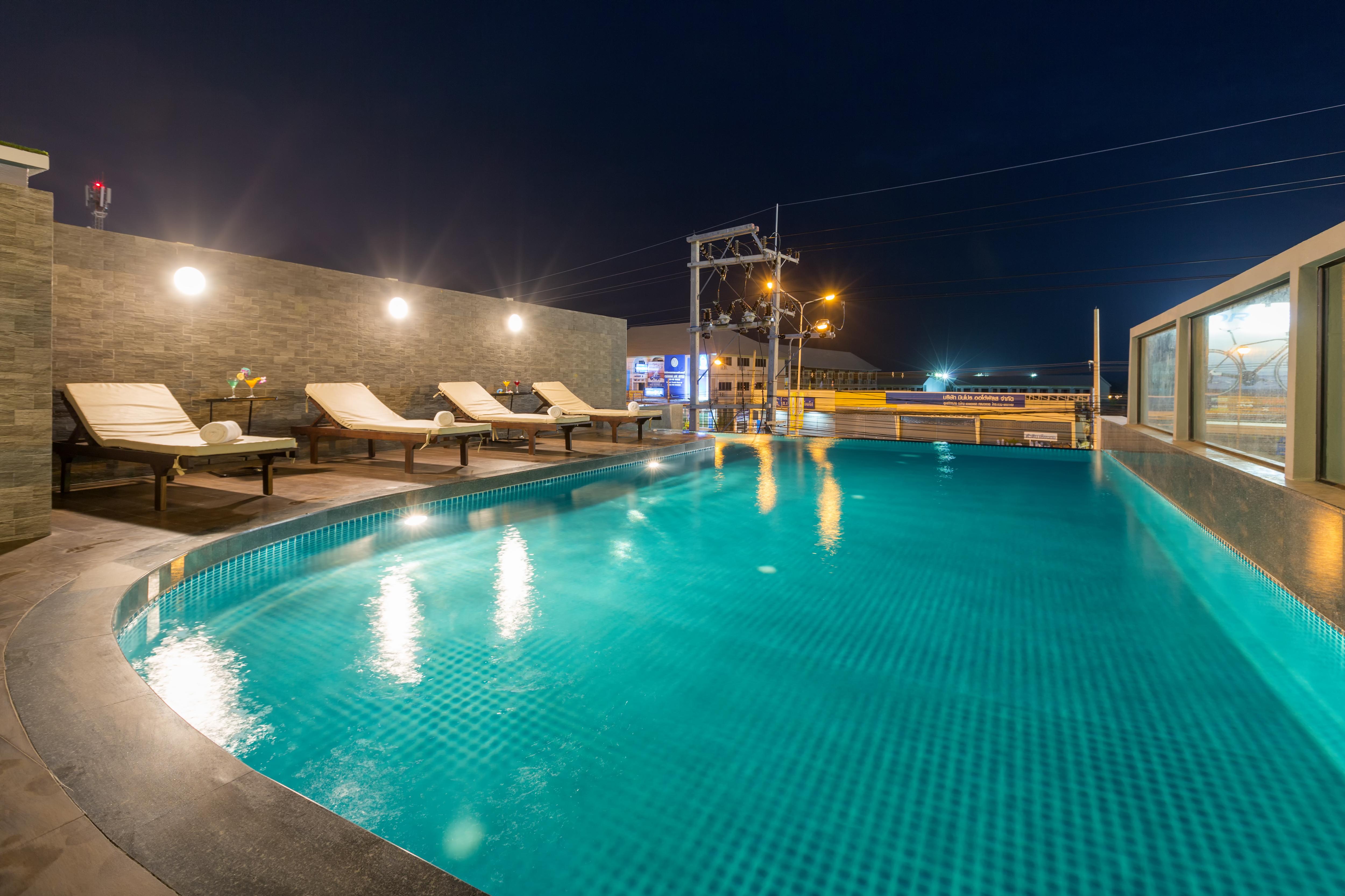 Riche Hua Hin Hotel - Sha Plus Exteriör bild