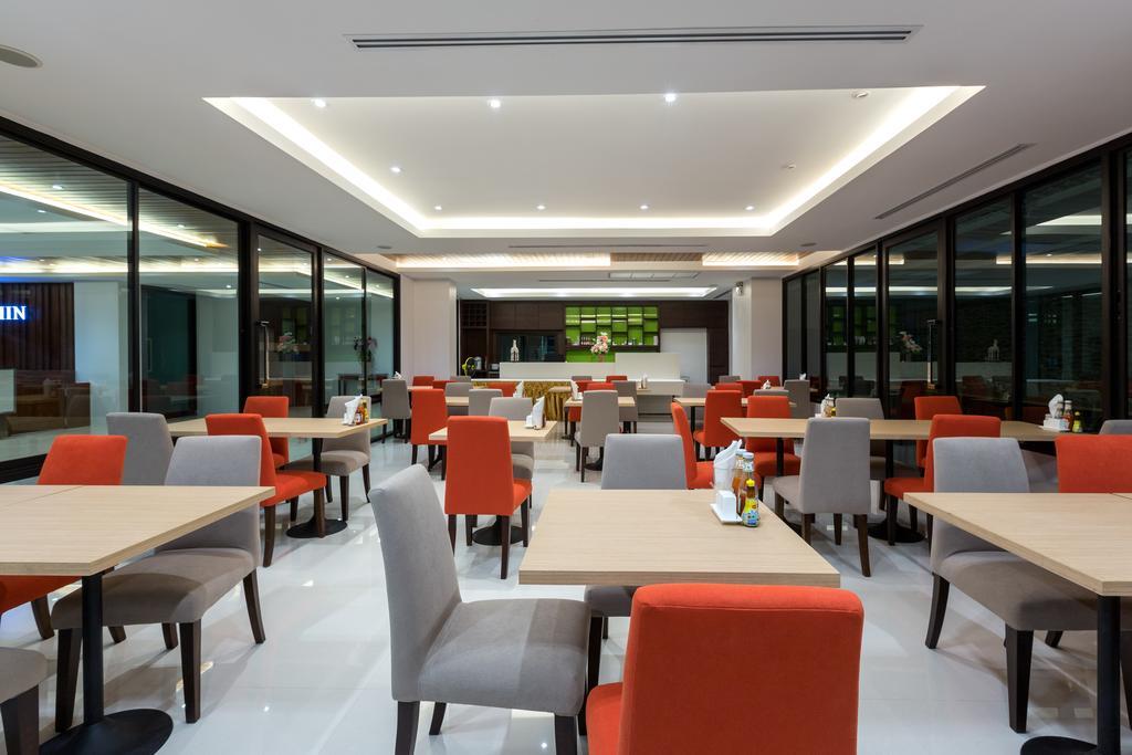 Riche Hua Hin Hotel - Sha Plus Exteriör bild